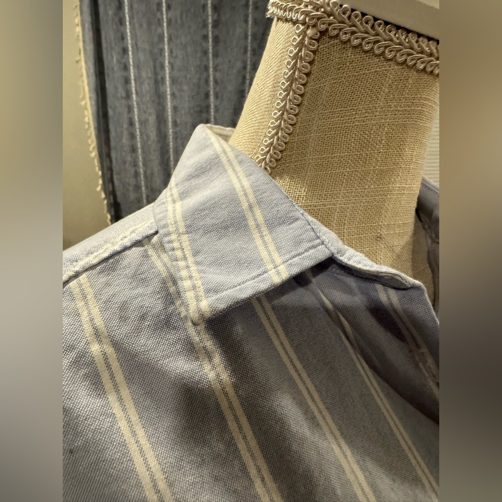 AYR, Classic button-down, casual chic, capsule wardrobe staple - Picture 5 of 8